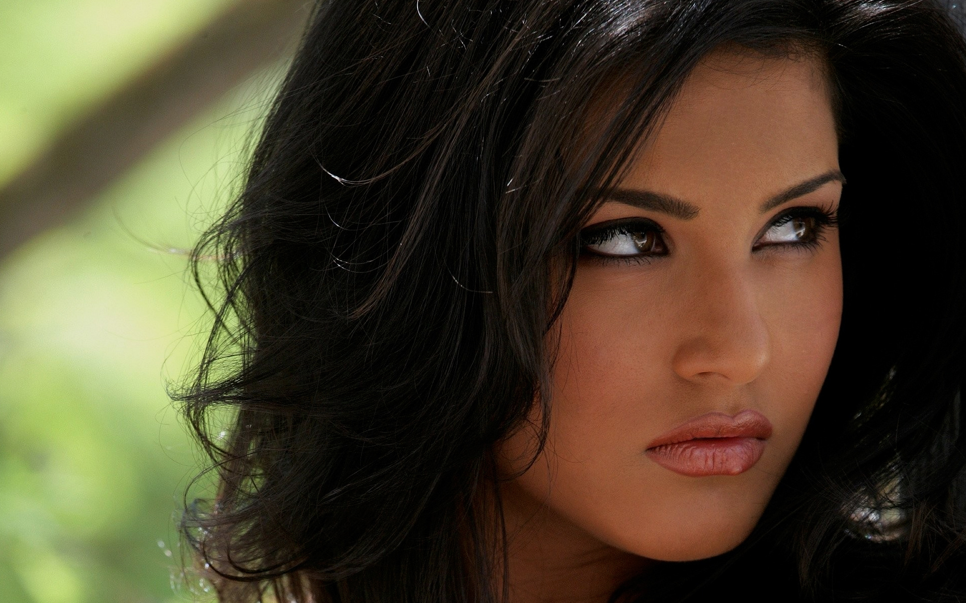 Sunny Leone Wallpapers, Pictures, Images